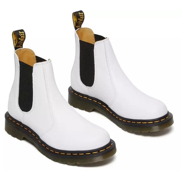 Dr. Martens Women's Softy T Chelsea
Boots (New) - Picture 3 of 12